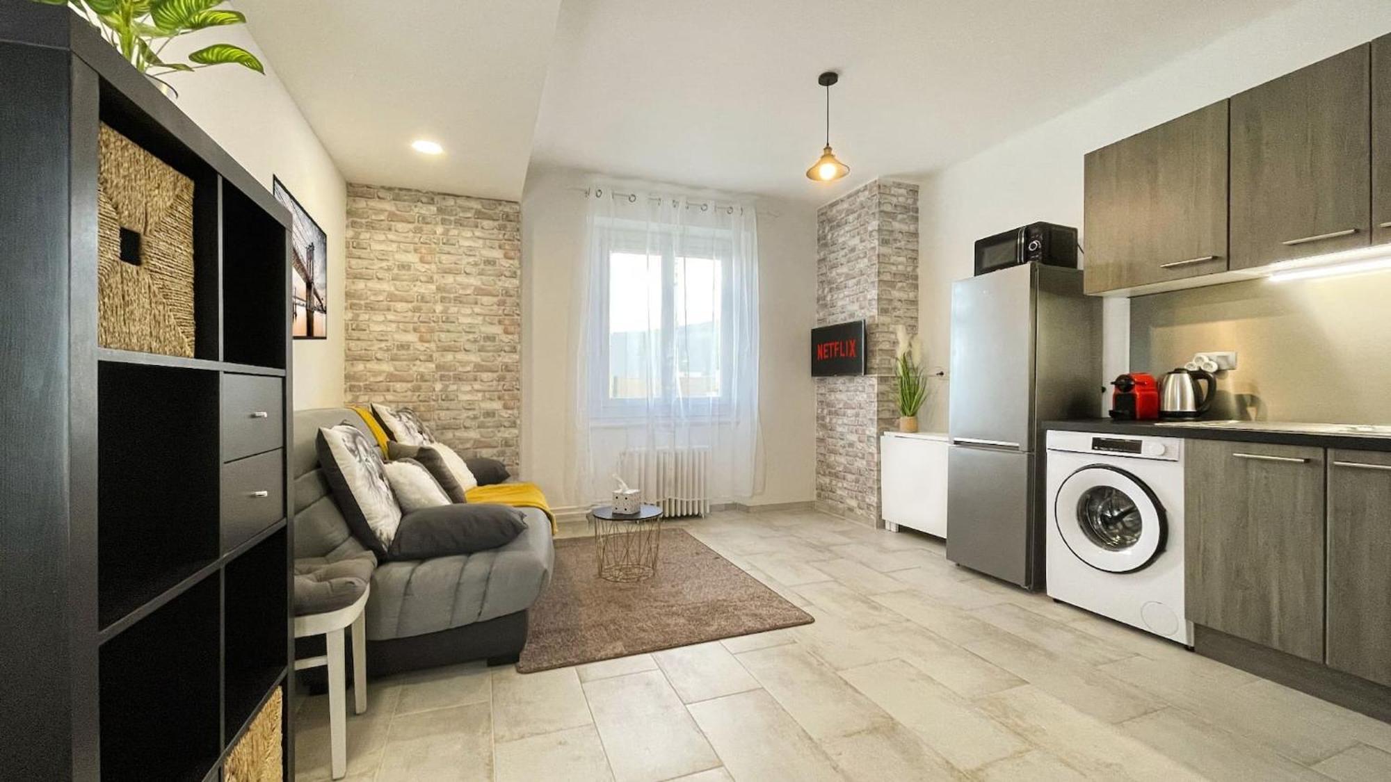 Homey Keola - Parking Prive Gratuit - Aux Portes De Geneve - Au Pied Du Tram - Appartement Avec 1 Chambre Et Un Grand Salon Avec Un Canape-Lit Ambilly Exterior foto